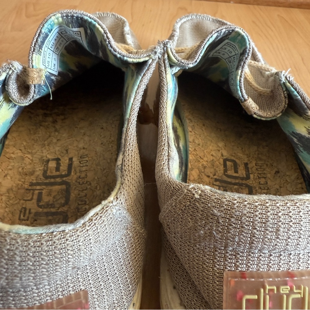 Hey Dude Women’s Wendy Eco Sox Tan Taupe Lightweight Slip-On Shoes Loafers Sz 10 - Picture 8 of 12